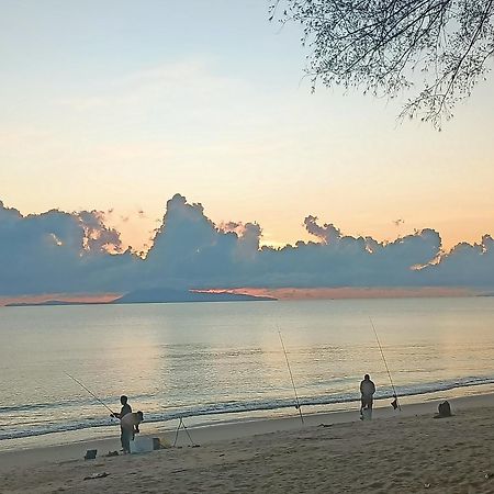 Zainab Cottage Pasir Puteh Buitenkant foto
