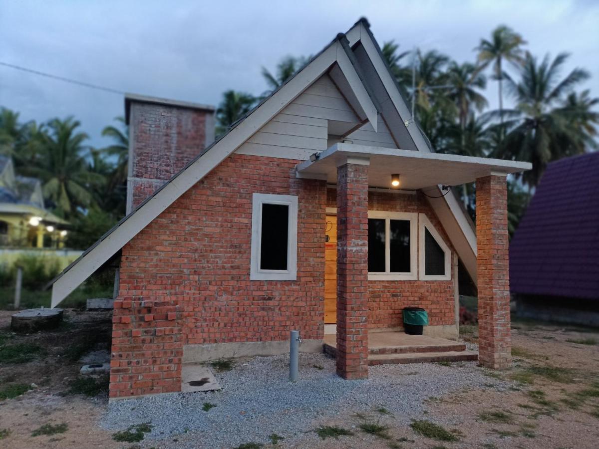 Zainab Cottage Pasir Puteh Buitenkant foto