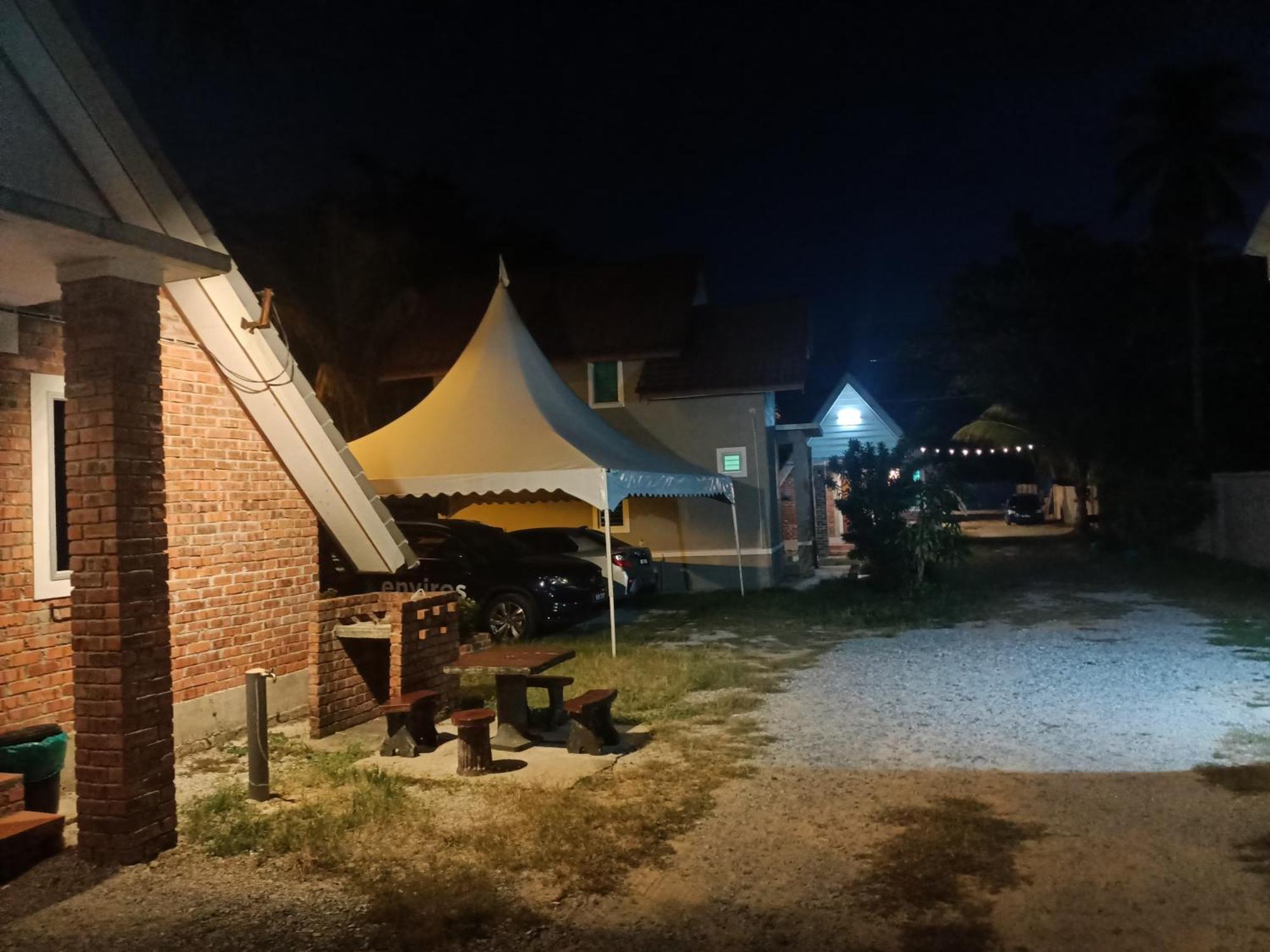 Zainab Cottage Pasir Puteh Buitenkant foto