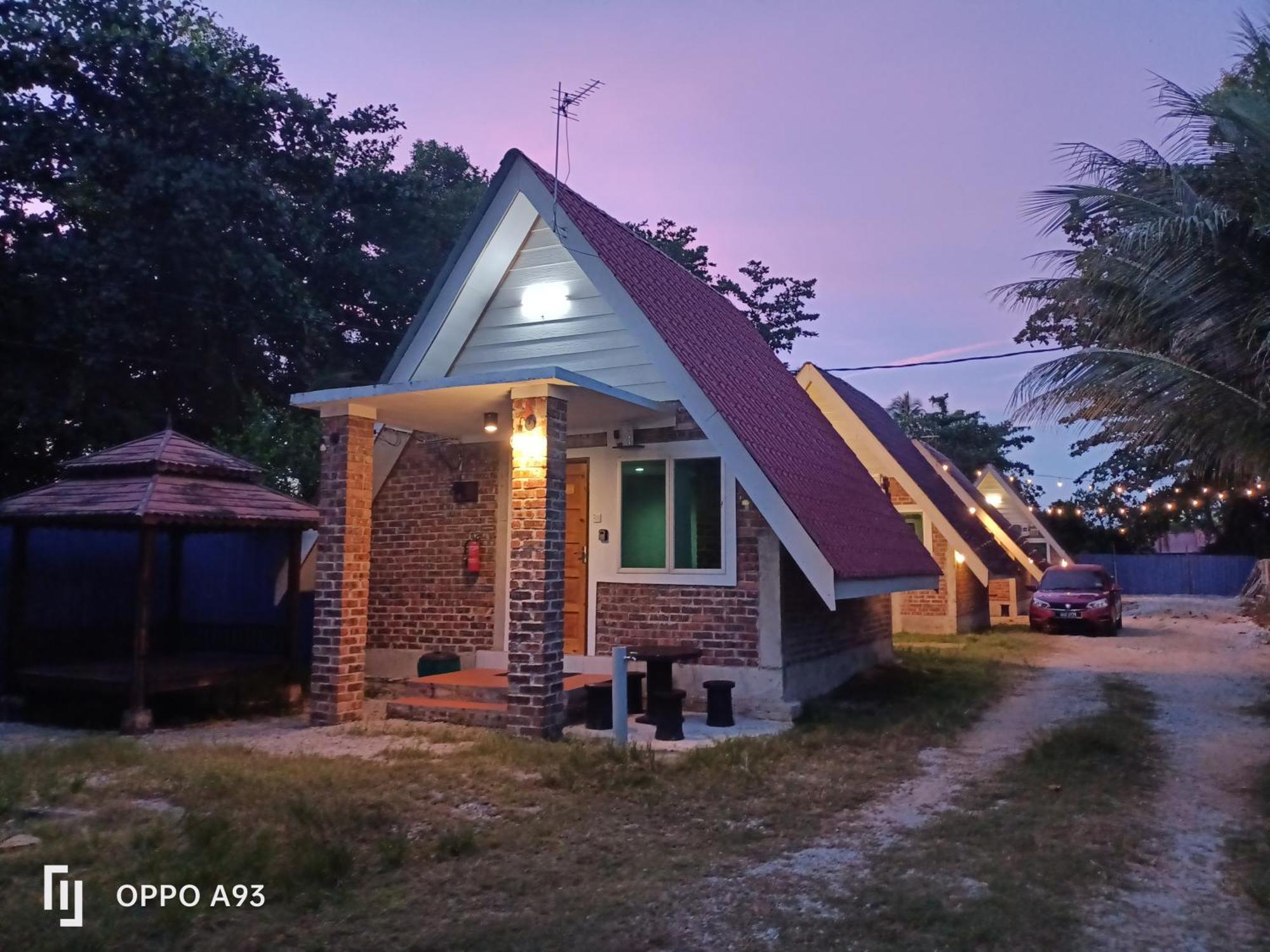 Zainab Cottage Pasir Puteh Buitenkant foto